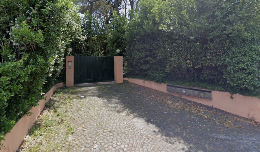 Facciata del condominio di Vicolo delle Sette Chiese 8/14